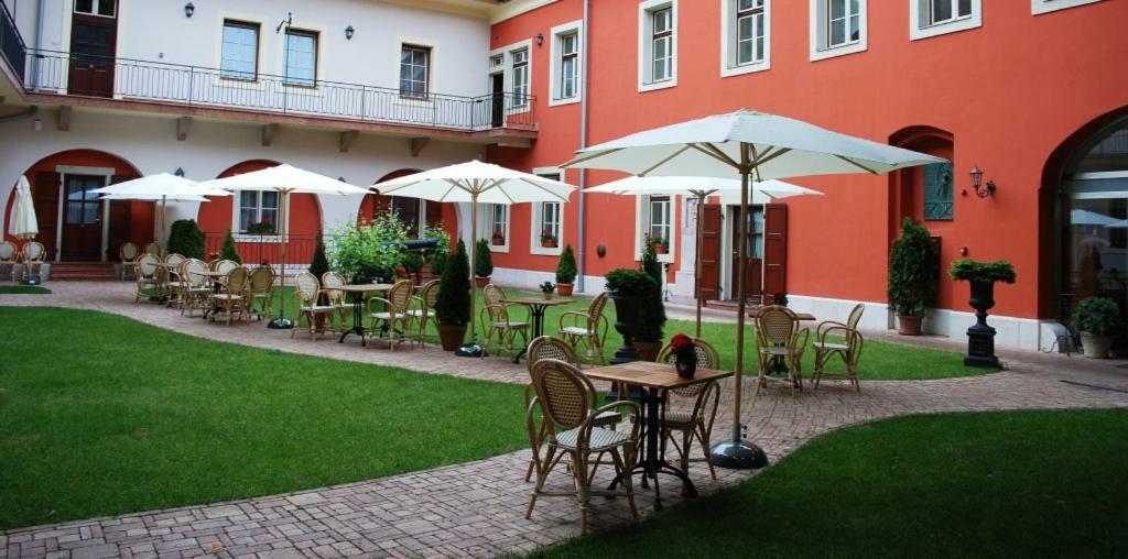 St. George Residence Budapest Luaran gambar